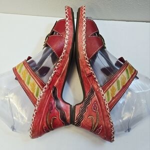Elite by Corkys "Poppy Red" and Gold Floral heel Sandals size 9